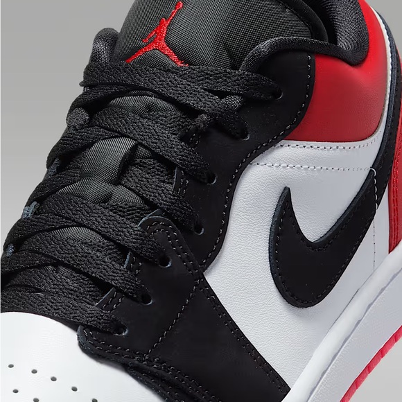 NEVER WORN! 
NIKE AIR JORDAN 1 LOW SE - Picture 4 of 8